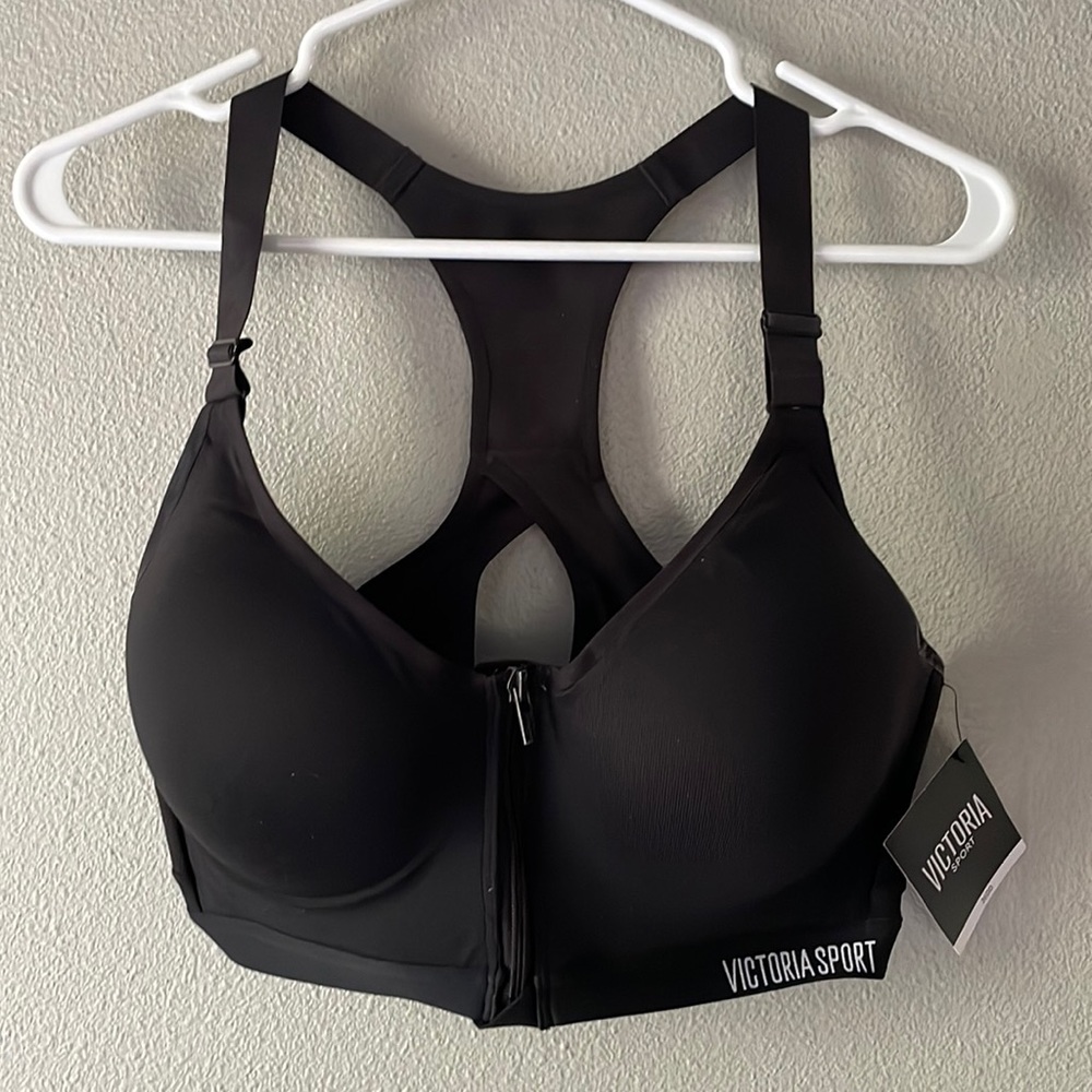Victoria Sport 36DD NWT